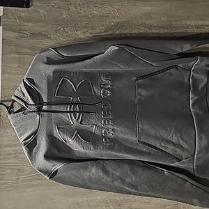 Under Armour men's medium loose fit "Freedom" hoodie